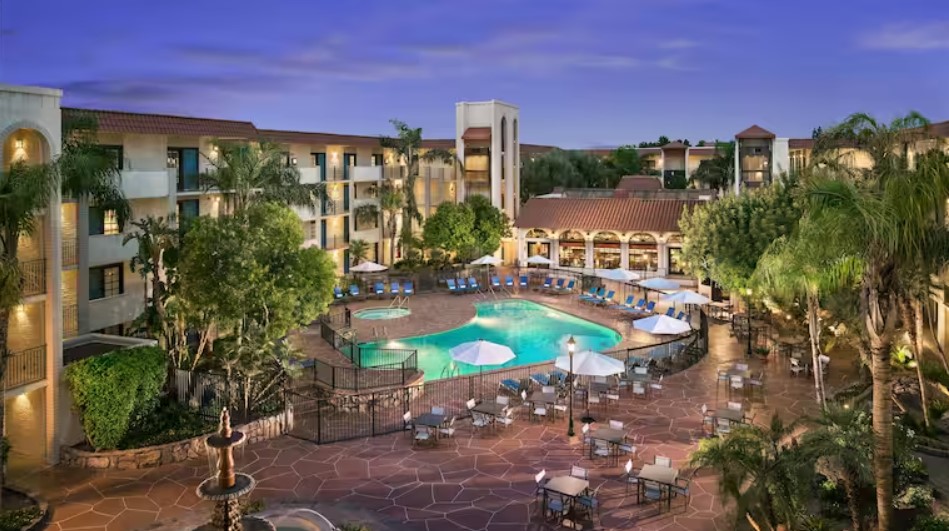 2025 hotel rear view